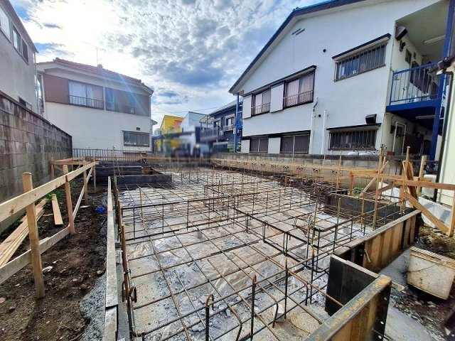 【外観】 | 板橋区赤塚5丁目　新築一戸建住宅　全1棟　（成増店） | お買い物施設が近く生活に便利な環境が整っております。