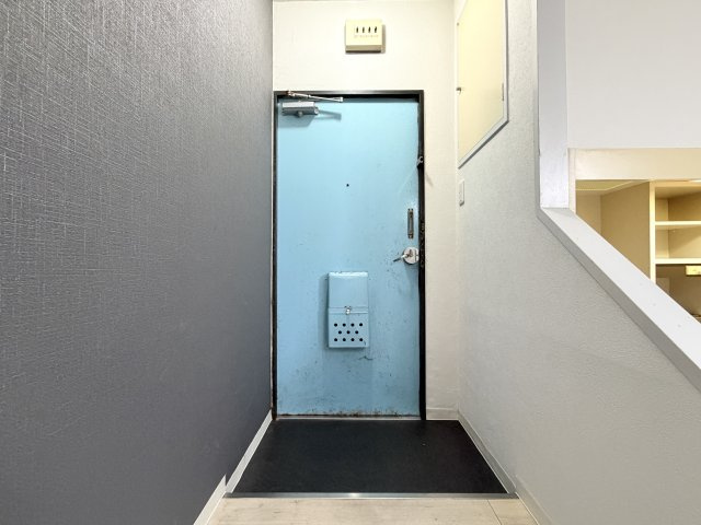 Dcourt六甲の玄関