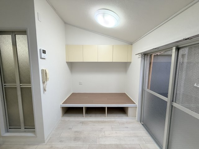 Dcourt六甲の居間・リビング