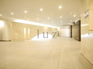 コートヒルズ横濱山手のエントランス