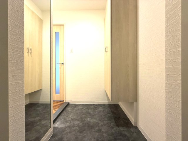 【玄関】CEREJEIRA江坂 