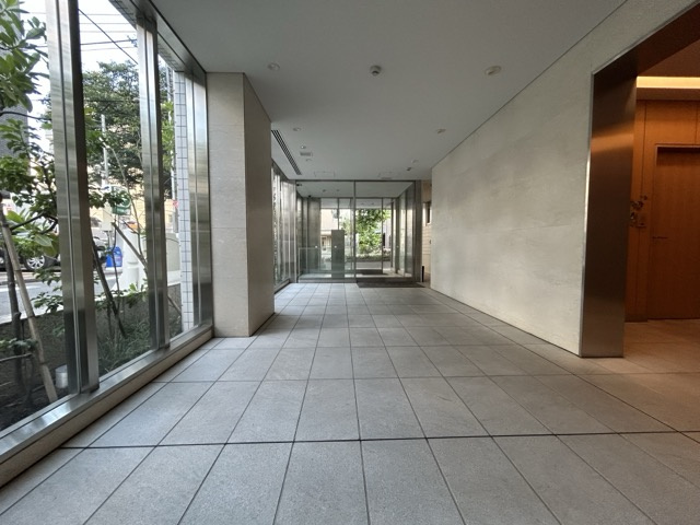 【エントランス】 | パークホームズ練馬中村橋クリアコート
