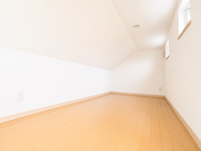 【収納】 | ◆旭区中白根2丁目　中古戸建◆ | ◆暮らし心地を大きく左右する収納を、適材適所に配置し使い勝手を考慮しました。空間を余すところなく有効利用した収納は生活空間をより上質なものにしてくれるでしょう。（写真は加工しています。）