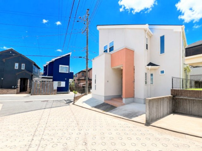 【前面道路含む現地写真】 | ◆旭区中白根2丁目　中古戸建◆ | ◆子育て世代のスタッフもいますので、お客様目線での物件選び、ご提案が可能です。お問い合わせいただきました物件以外も多数ご紹介させていただきます。（写真は加工しています。）