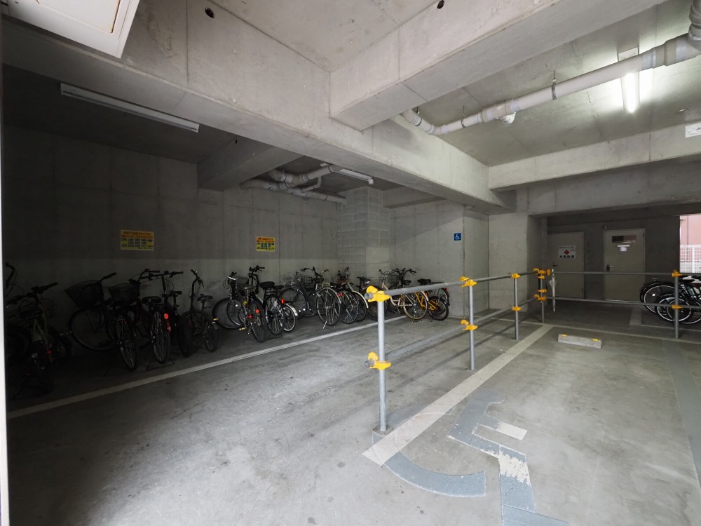 WillDo難波wⅠの駐車場
