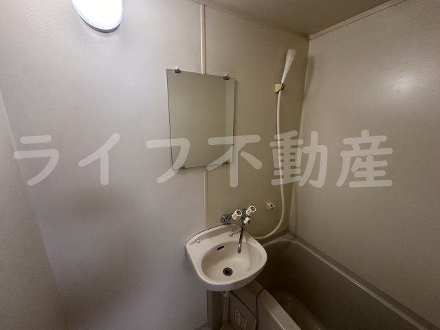 リッコレジデンスの洗面所|コンパクトで使いやすい洗面所