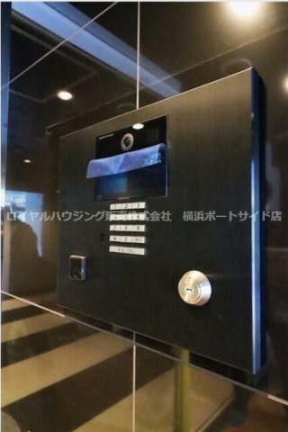 【TVモニター付きインターフォン】