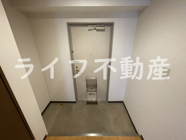 吉鴻ハイネス3の玄関|シンプルで使いやすい玄関です