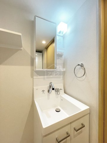 豊島区南長崎５丁目の賃貸マンションの独立洗面台