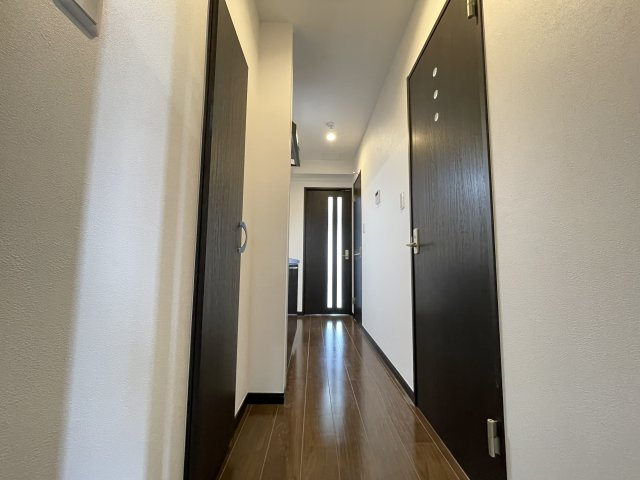 スタイリッシュな玄関です☆