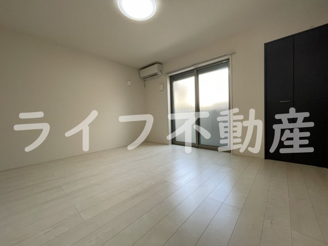 フジパレス河内花園Ⅴ番館の内装|明るい室内です