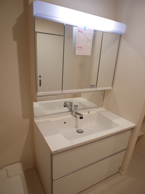 西宮市仁川町５丁目の賃貸マンションの洗面所