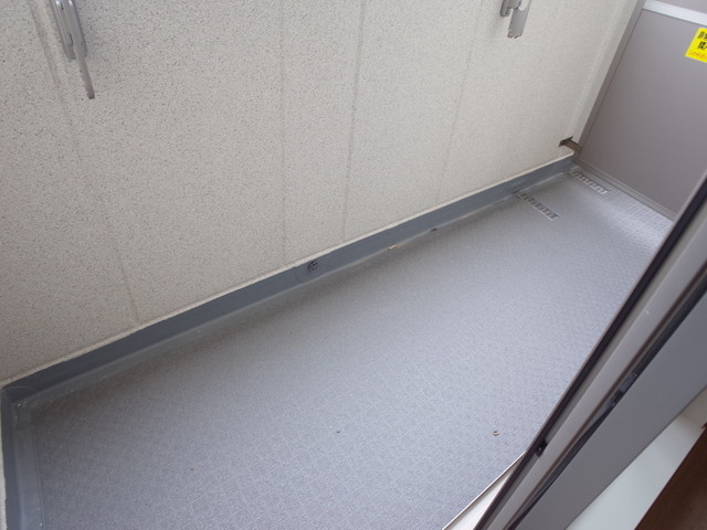 西宮市仁川町５丁目の賃貸マンションのバルコニー