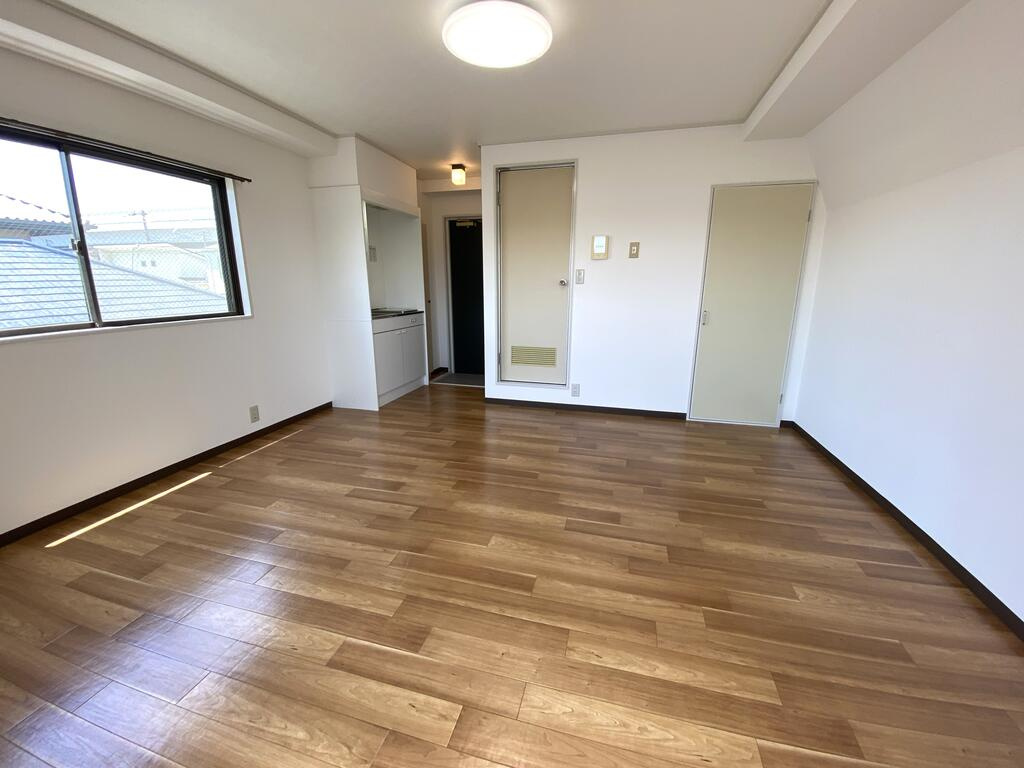 芦屋市竹園町の賃貸マンションの居間・リビング