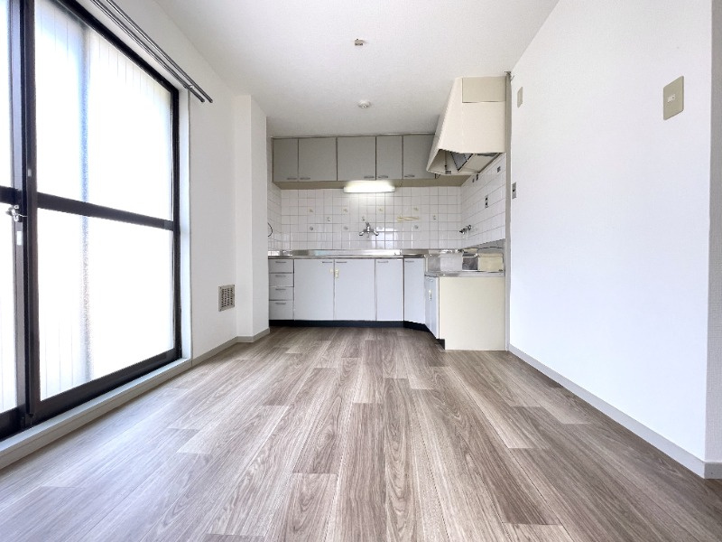 神戸市中央区中山手通４丁目の賃貸マンションのキッチン