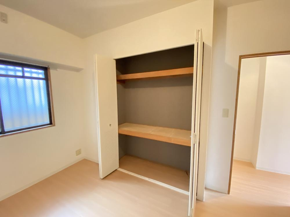 西宮市甲東園１丁目の賃貸マンションの収納