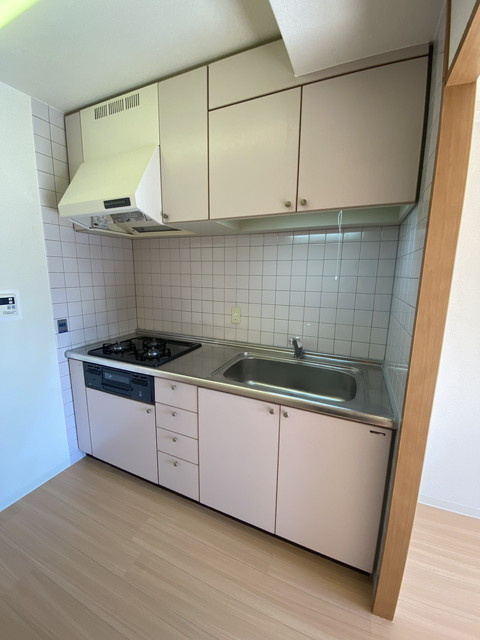 西宮市甲東園１丁目の賃貸マンションのキッチン