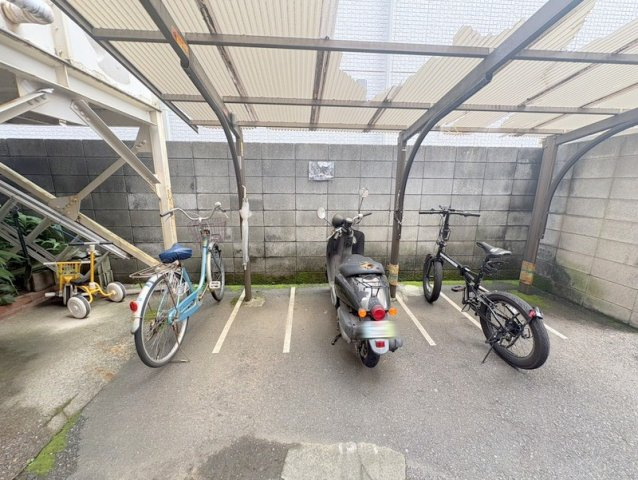エレガンス竹ノ塚のその他共用部分|共用部・駐輪場、バイク置き場