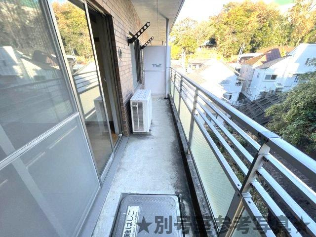 N-flats 横浜大岡のバルコニー