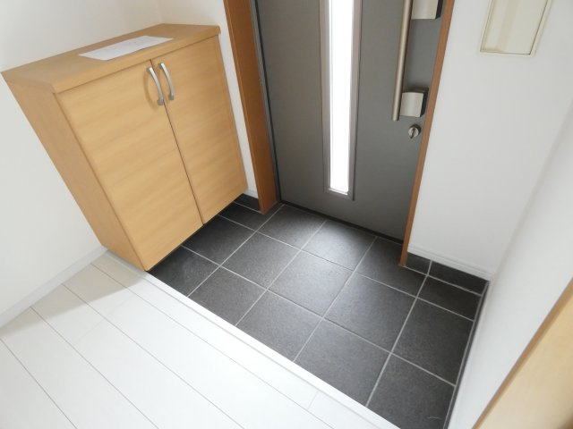 ユアテラスⅢの玄関