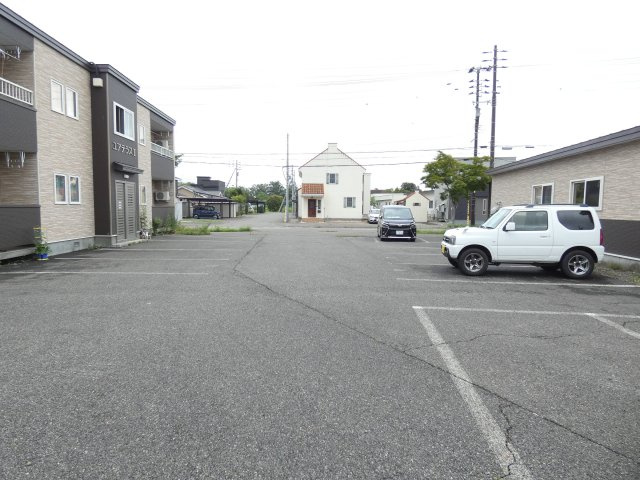 ユアテラスⅢの駐車場