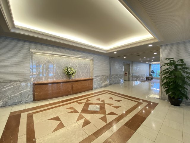 OAPレジデンスタワー東館のロビー