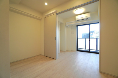 【居間・リビング】 | クラリティア浅草 | ※写真は同タイプ住戸です。