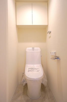 【トイレ】 | Ｂｒｉｌｌｉａ　ｉｓｔ　上野稲荷町 | ※写真は同タイプ住戸です。