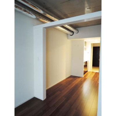 【居間・リビング】 | パークアクシス日本橋兜町 | ※写真は同タイプ住戸です。
