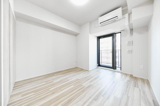 【居間・リビング】 | ジオエント本郷三丁目 | ※写真は同タイプ住戸です。