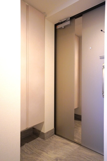 【玄関】 | ベルファース神田神保町 | ※写真は同タイプ住戸です。