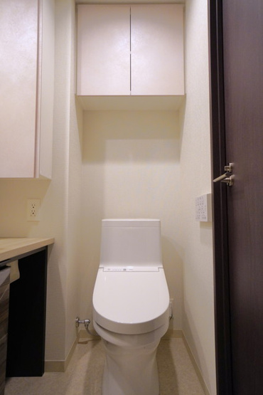 【トイレ】 | ベルファース神田神保町 | ※写真は同タイプ住戸です。