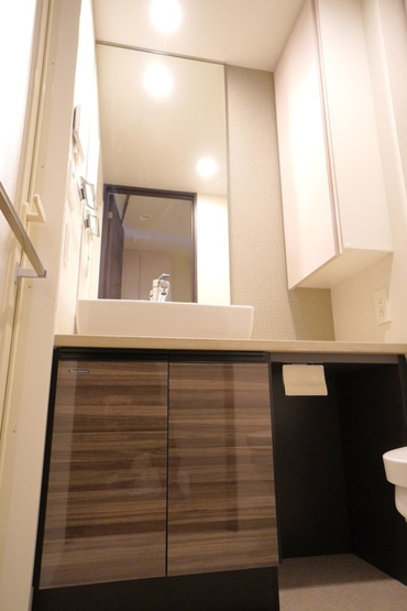 【洗面所】 | ベルファース神田神保町 | ※写真は同タイプ住戸です。