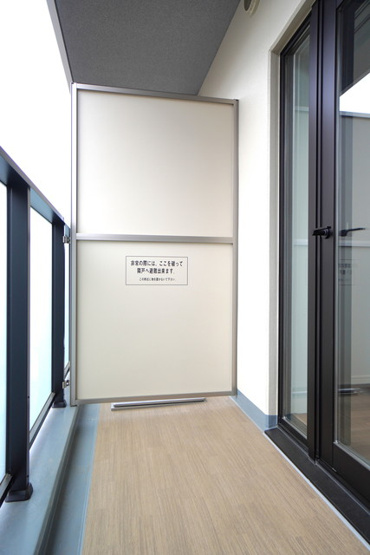 【バルコニー】 | ベルファース神田神保町 | ※写真は同タイプ住戸です。