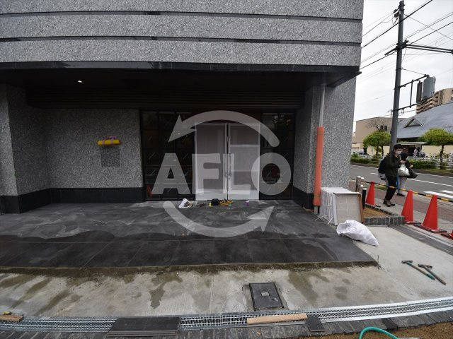プレサンス大阪都島エレナードのエントランス|プレサンス大阪都島エレナード　エントランス