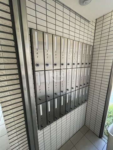 アルバグランデМのその他共用部分|アルバグランデМ　メールボックス