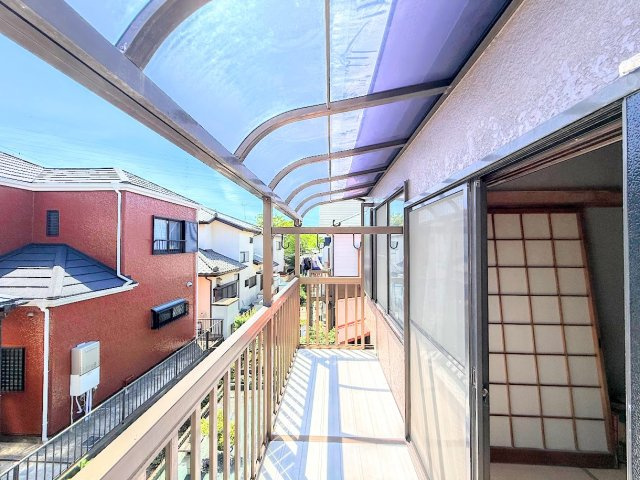 大矢部3丁目　中古戸建てのバルコニー|◆日当たり良好なバルコニー！毎日のお洗濯にも嬉しいですね！