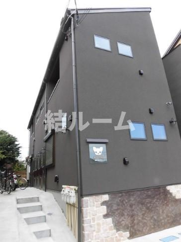 練馬区向山４丁目のアパートのエントランス