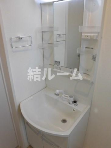 練馬区向山４丁目のアパートの洗面所