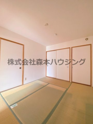 【寝室】 | 　Autumn Hill | 落ち着いて過ごせるお部屋なので、寝室にいかがでしょうか