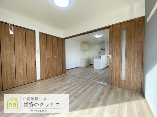 シャルレ7番館の居間・リビング