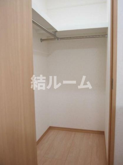 板橋区板橋２丁目の賃貸マンションの収納