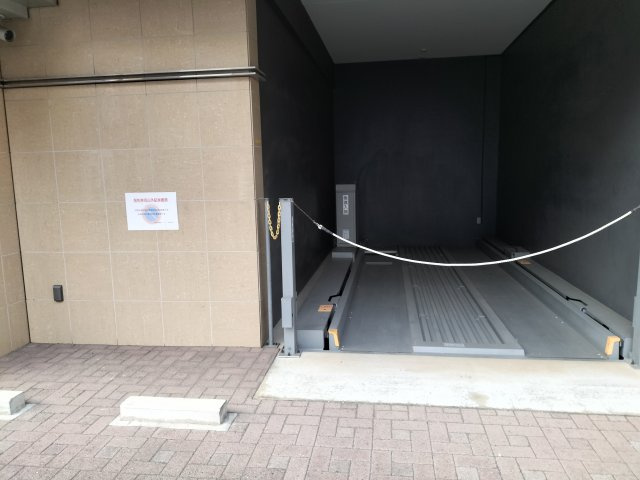 プラウドフラット富士見台の駐車場