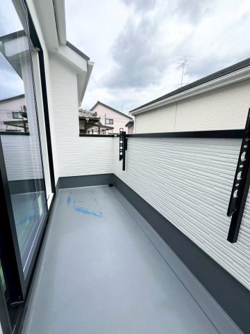 【仲介手数料無料】所沢市小手指南３丁目のバルコニー|落ち着いた時間を過ごせるバルコニーです