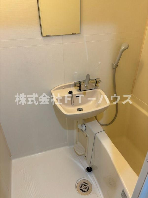 CASSIA南行徳の浴室