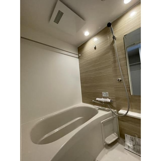 コンフォリア・リヴ本町ＷＥＳＴ　Ｑの浴室