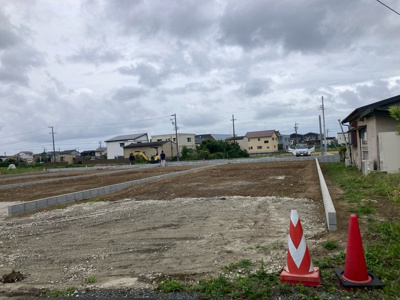 【外観】 | 浜松市中央区大瀬町 新築建売 1号棟 | 現在建築中の外観画像です。ご内覧は同じメーカーの完成物件へご案内いたしますので、いつでもご相談ください！