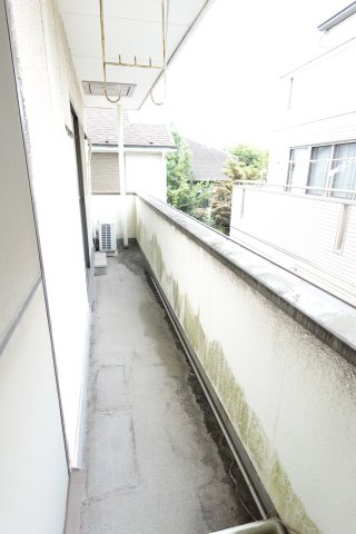 【バルコニー】 | 伊東ビル（道場南） | 日当たりサンサンバルコニー