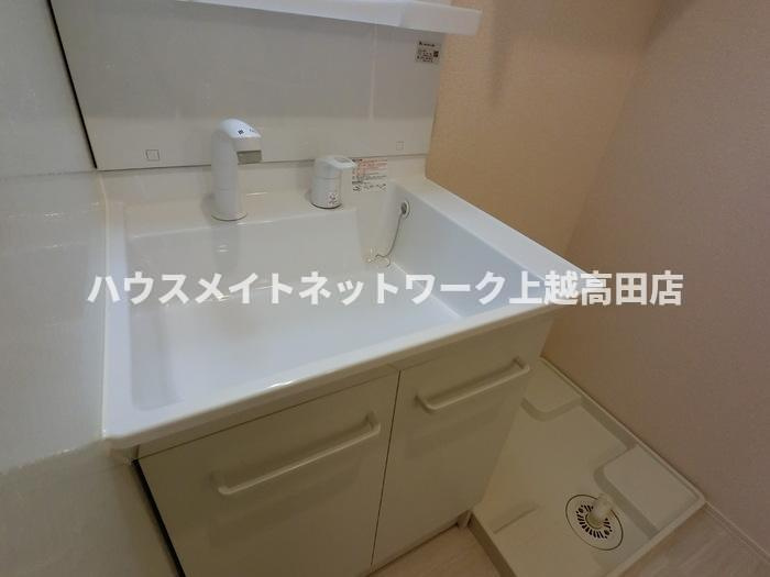 さくらガーデンⅡの独立洗面台|洗髪洗面化粧台