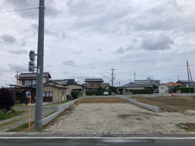 【外観】 | 浜松市中央区大瀬町 新築建売 6号棟 | 現在建築中の外観画像です。ご内覧は同じメーカーの完成物件へご案内いたしますので、いつでもご相談ください！